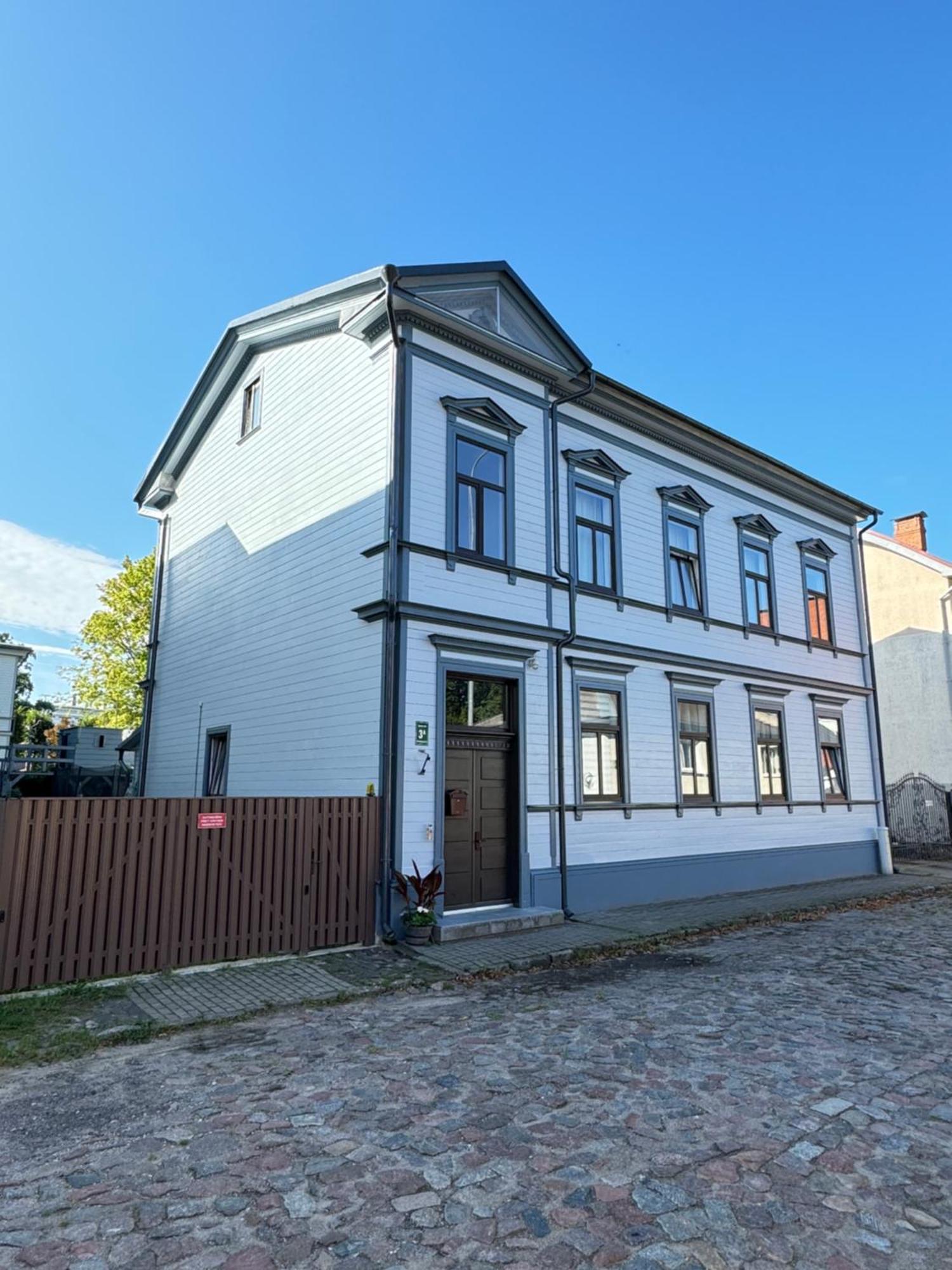 555 Метров До Моря Liepāja Extérieur photo